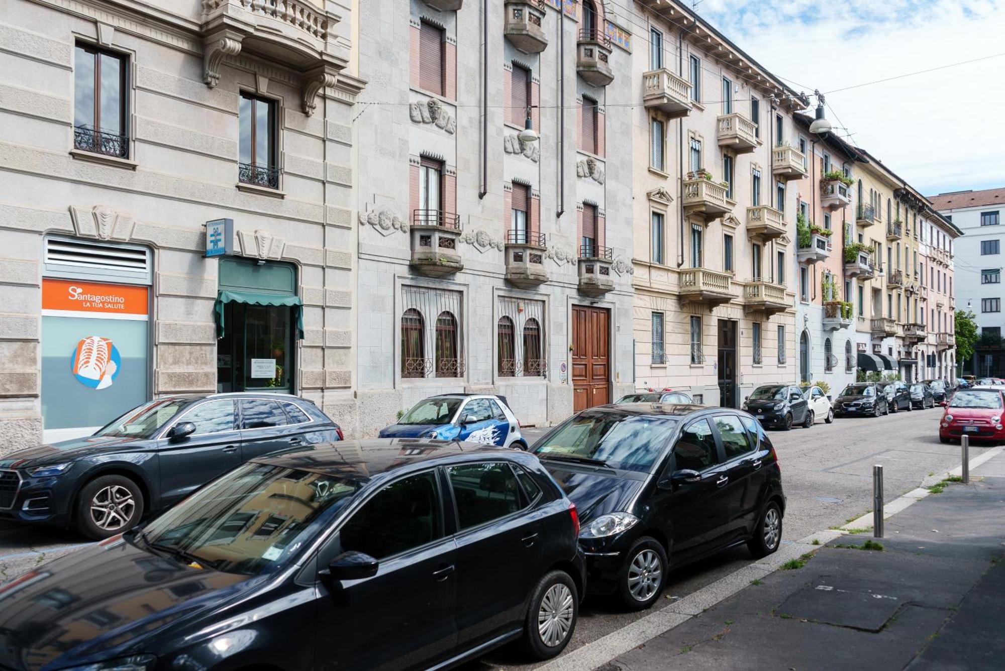 Casa Milu - Dimora Storia In Piazzale Susa Ferienhaus *